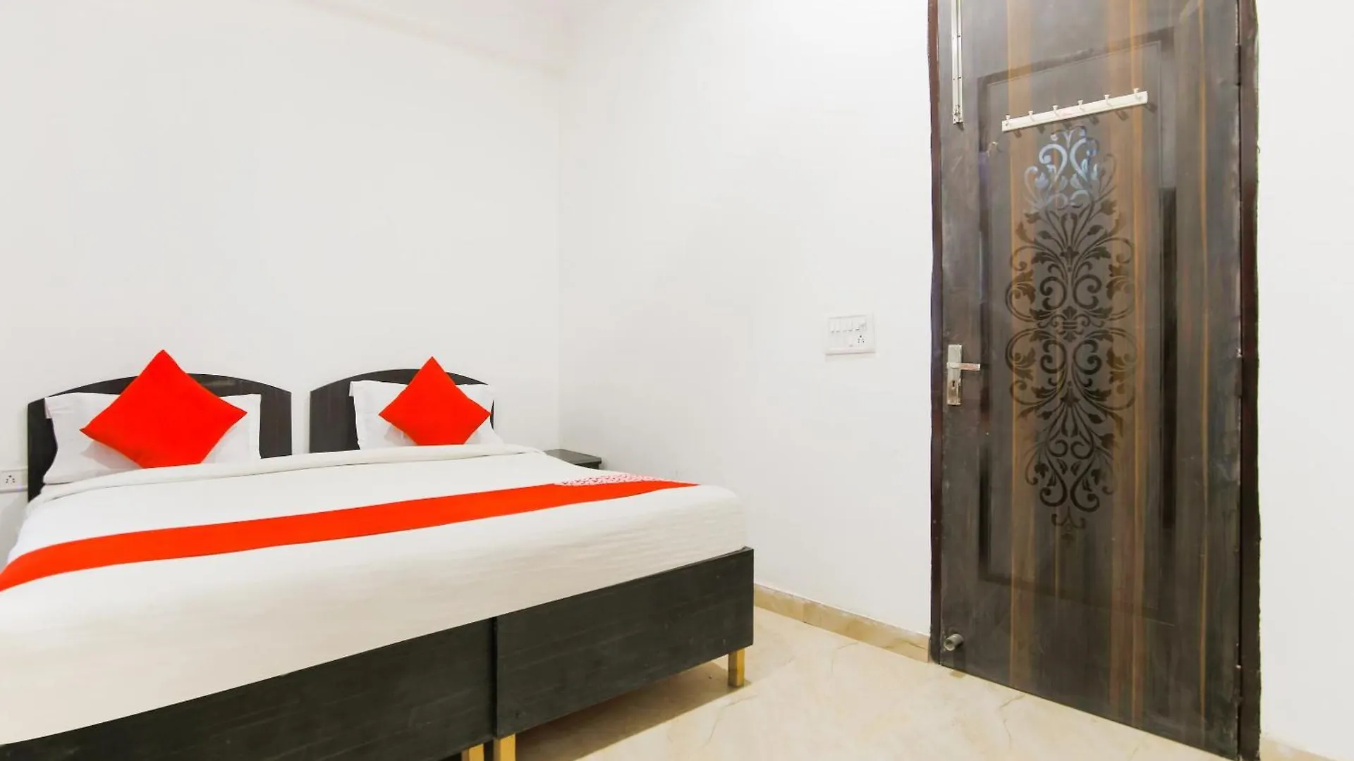 Hotel O Welcome Residency Gurgaon