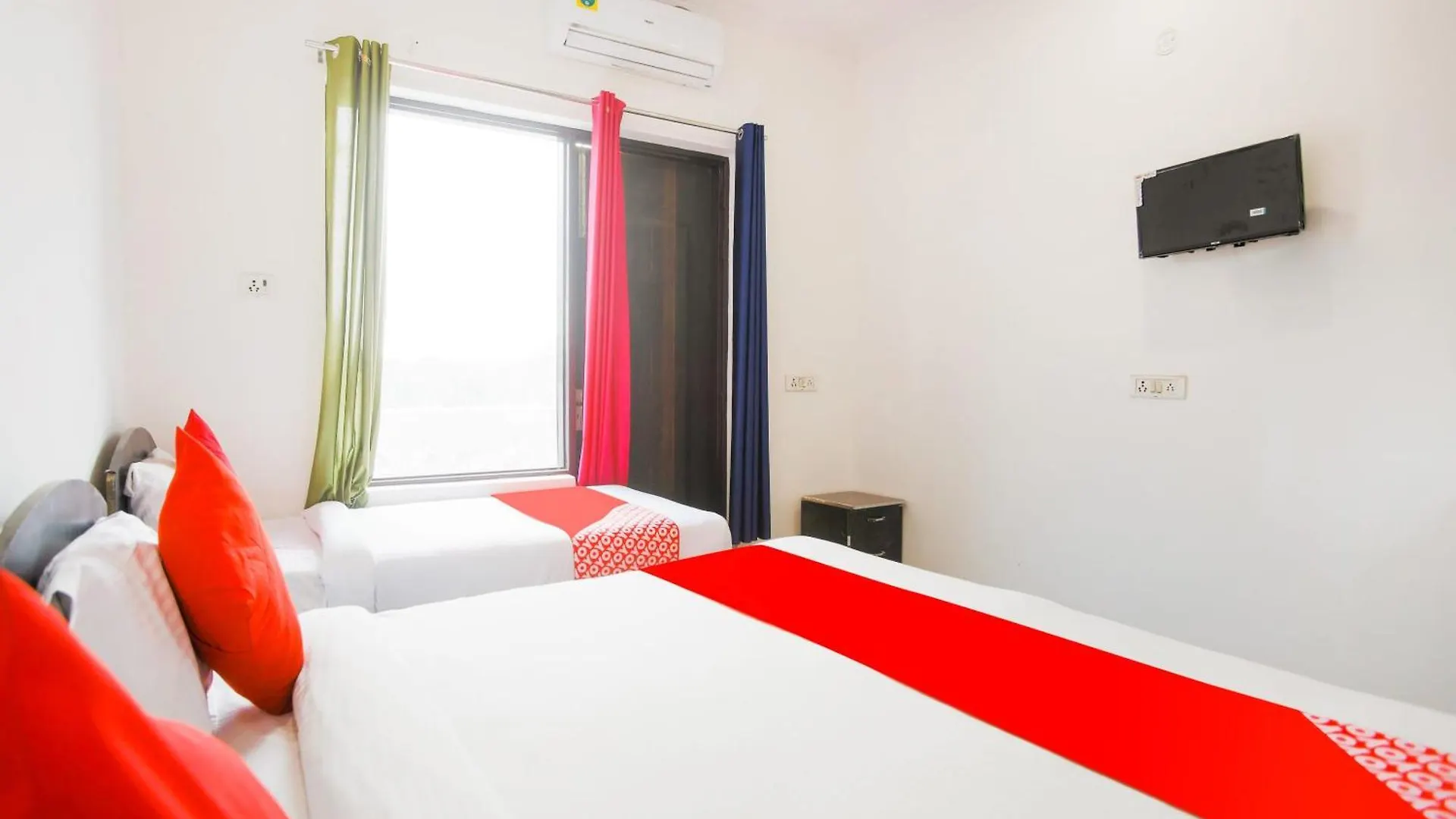 Hotel O Welcome Residency Gurgaon 4*,  India